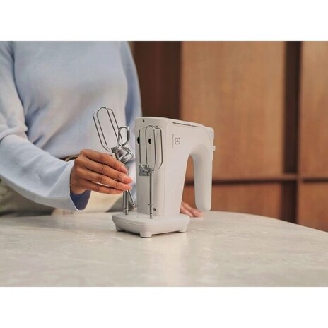 極致美味300 手持式攪拌機 (甜杏白)